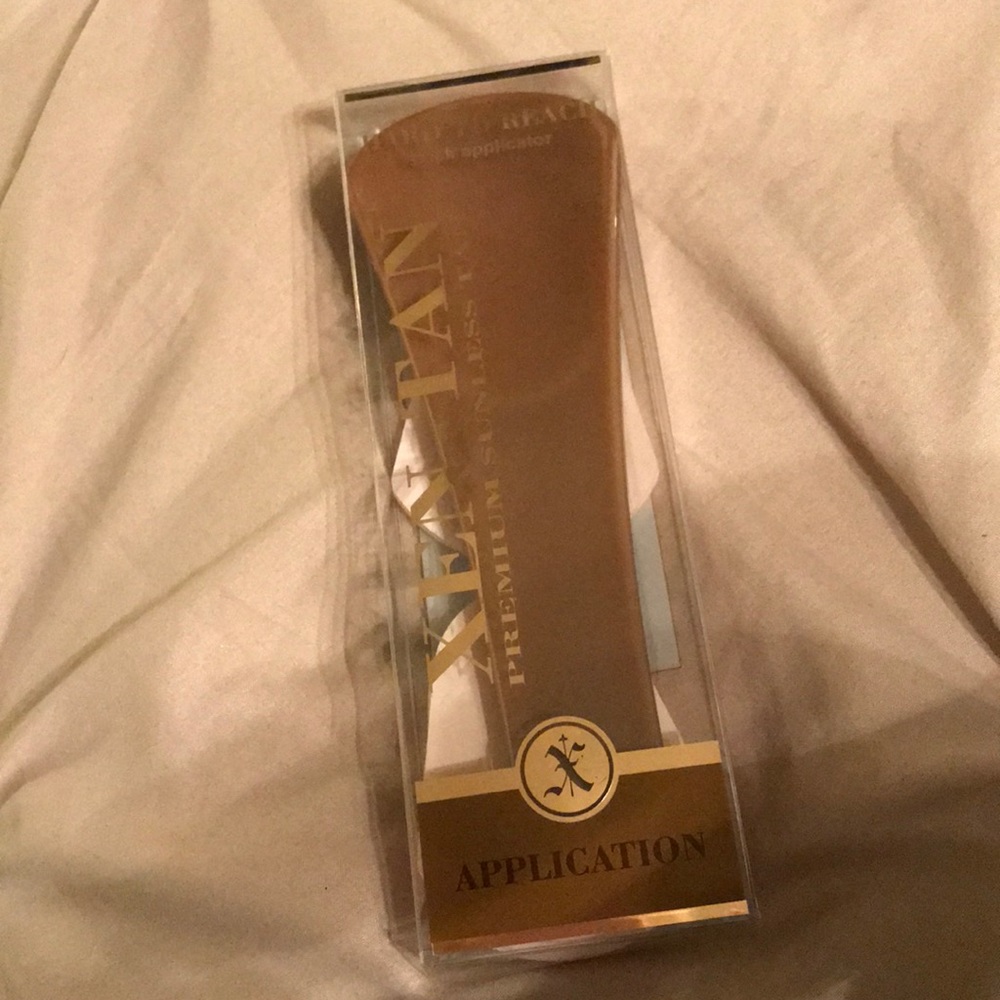 Xen-Tan back applicator
